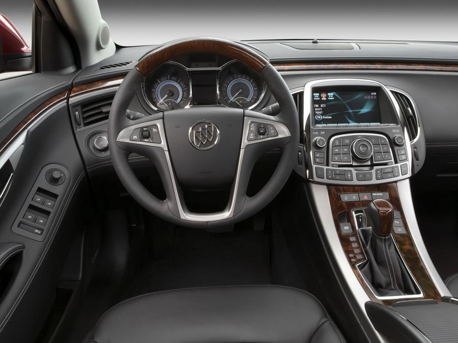  Buick LaCrosse 2009 года  (фото 22 из 29)